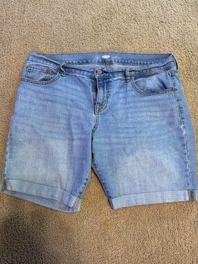 Old Navy Light Blue Rolled-Hem Denim Shorts